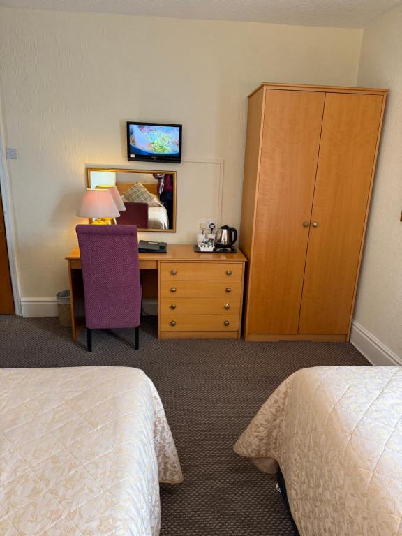 Adelaide House Hotel - Opposite Winter Gardens, Town Centre - Resim 24