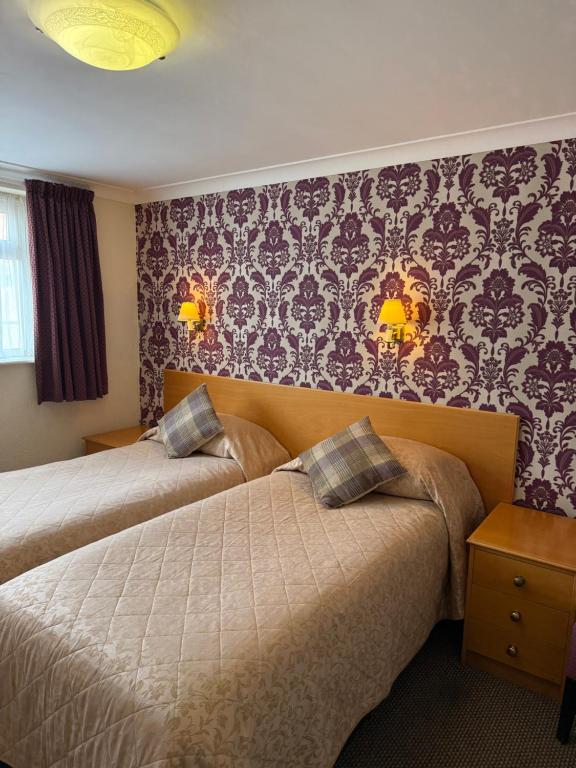 Adelaide House Hotel - Opposite Winter Gardens, Town Centre - Resim 6