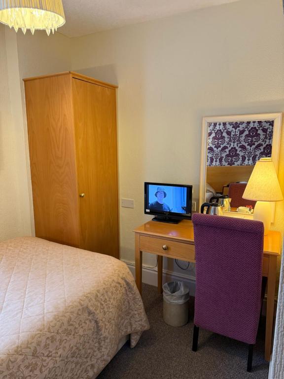 Adelaide House Hotel - Opposite Winter Gardens, Town Centre - Resim 16