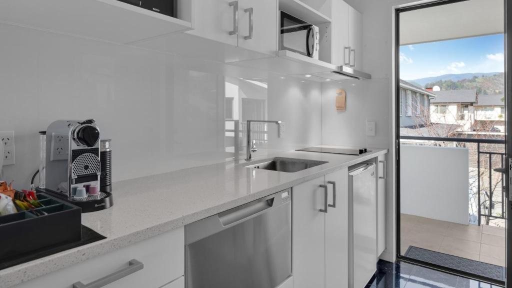 Delorenzo Studio Apartments - Resim 40