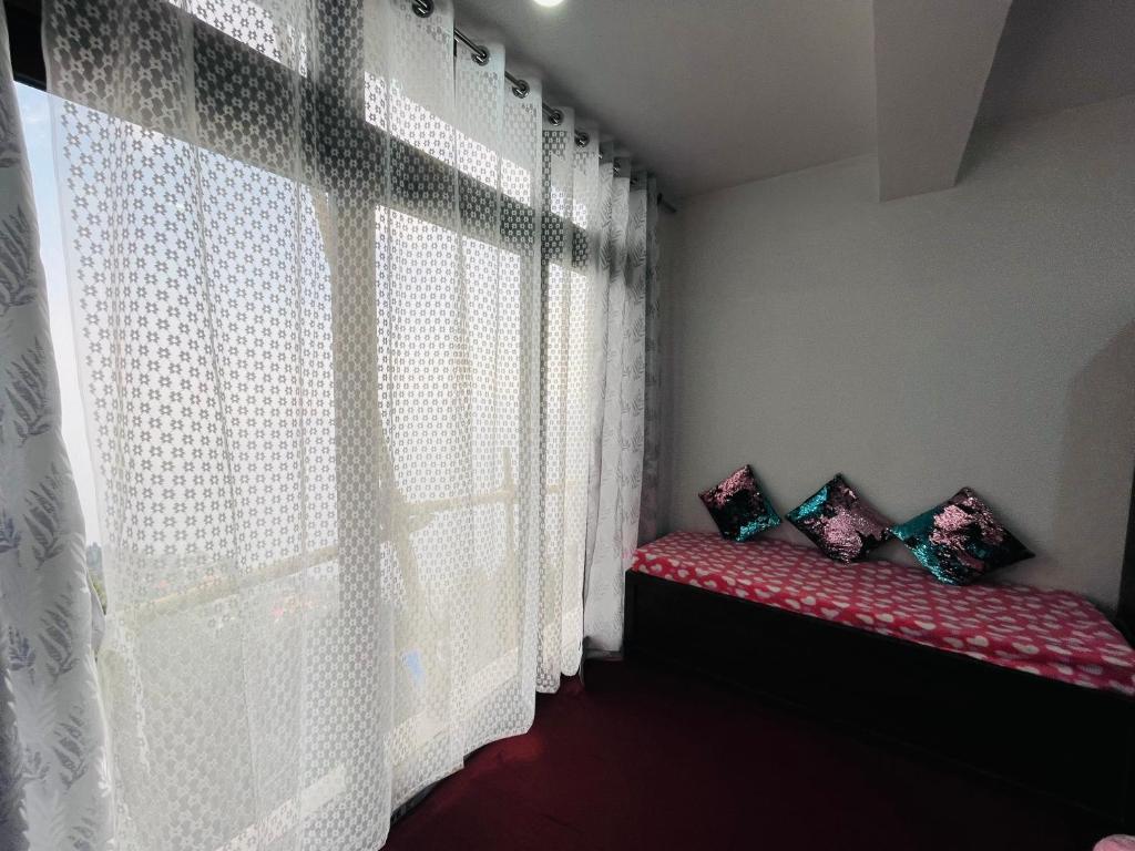 shalom inn home stay - Triple Room With Mountain View