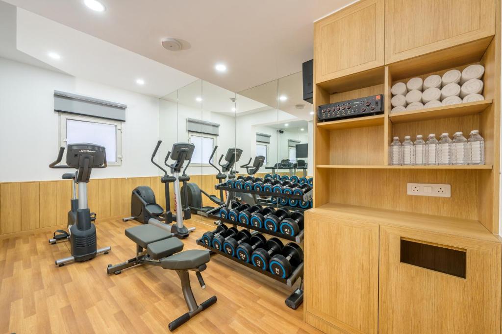 Fitness centrum a/nebo fitness zařízení v ubytování Holiday Inn Express Greater Noida Knowledge Park by IHG