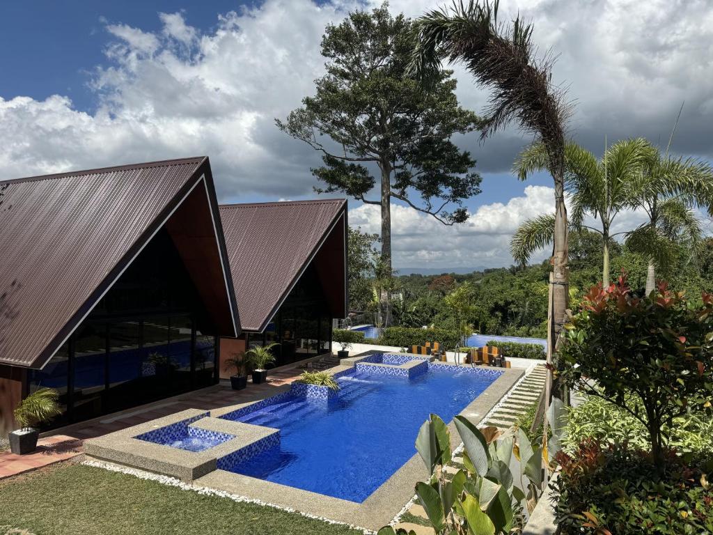 Bazén v ubytování Everleigh Resort nebo v jeho okolí