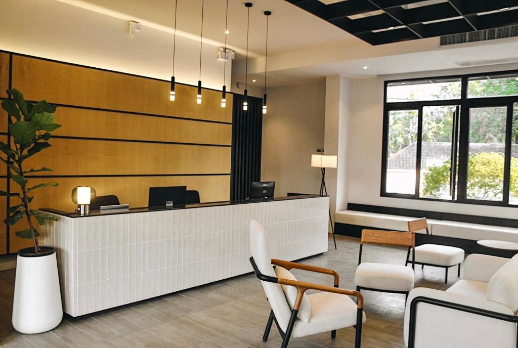 Hotel Whitt Hua Hin - Resim 16