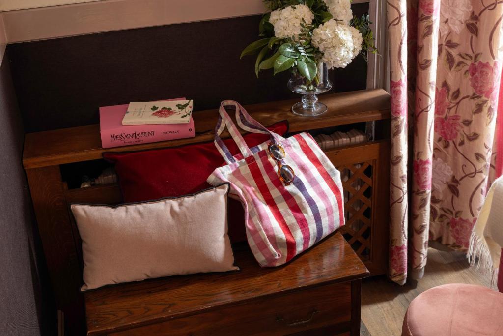 Hôtel Des Marronniers - Resim 45