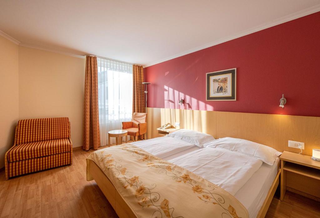 Ambassador Self Check-in Hotel - Resim 24