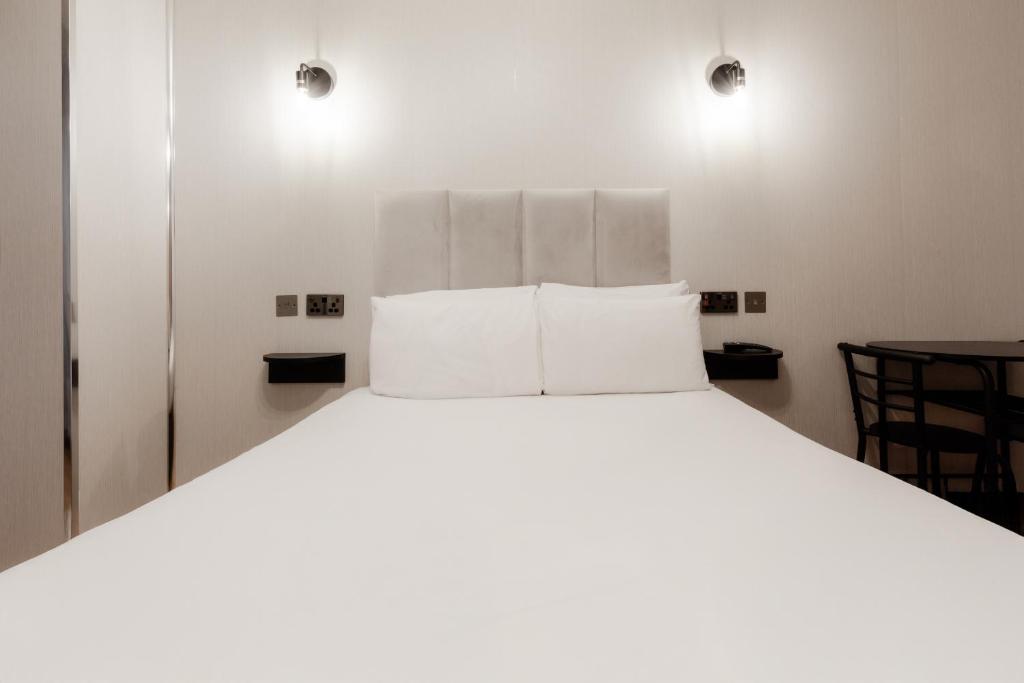 Britannia Hyde Park Hotel