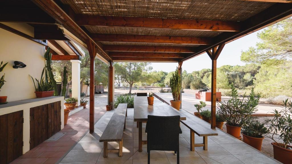 Zahrada ubytování Casa Es Pou en Playa Mitjorn - Emar Hotels