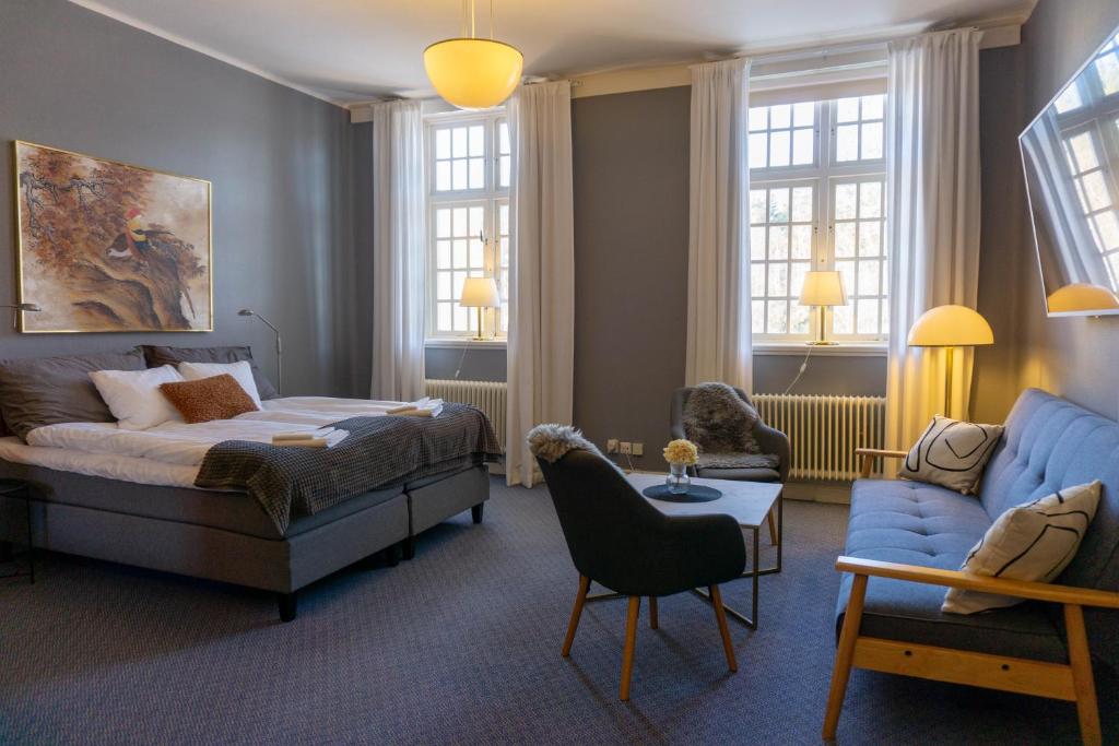 Posezení v ubytování Furunäset Hotell & Konferens