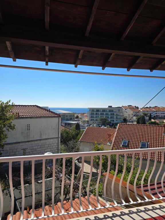 Balkón alebo terasa v ubytovaní Ivana central apartment