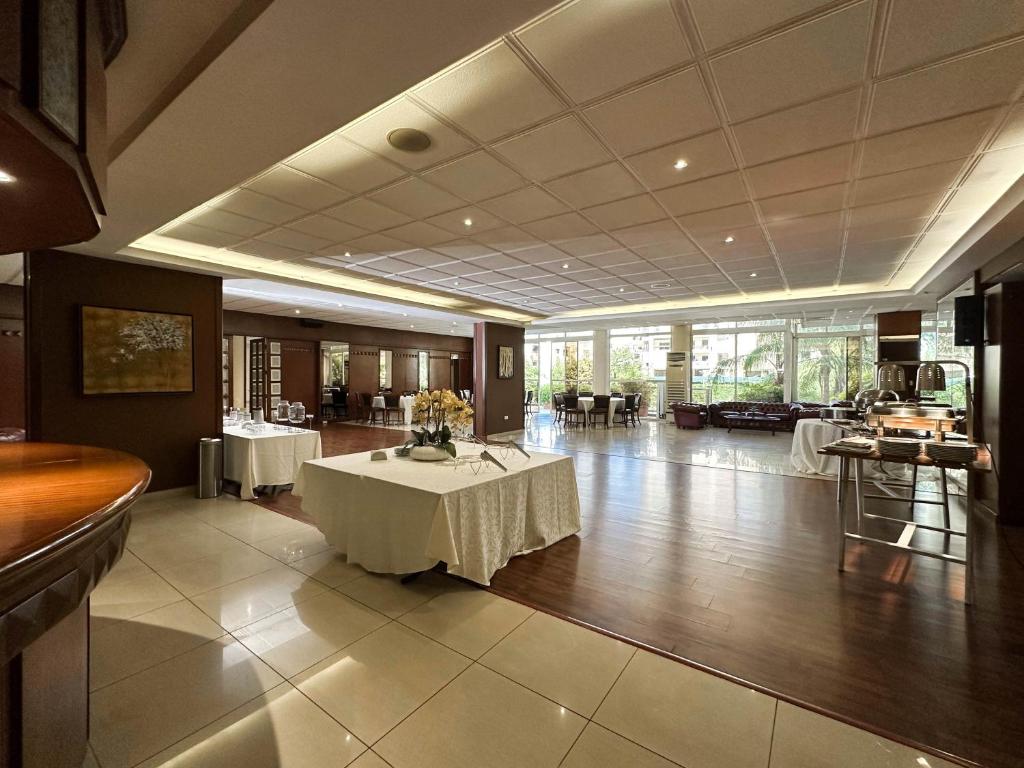 Restaurace v ubytování Cosmopolitan Hotel