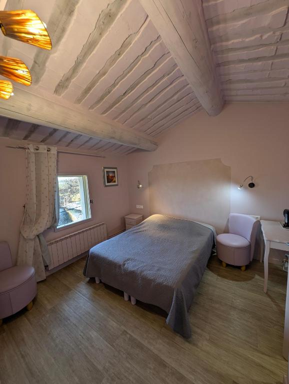 Chambres & Tables d'hôtes Moulin de Lavon - Small Double Room
