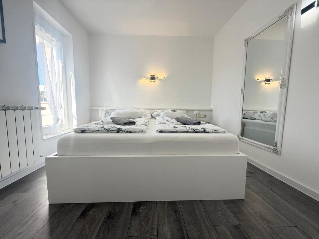 Apartments Antic - 7