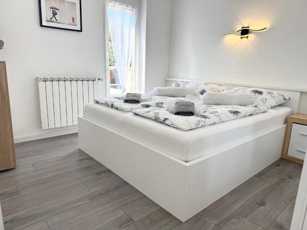 Apartments Antic - 8