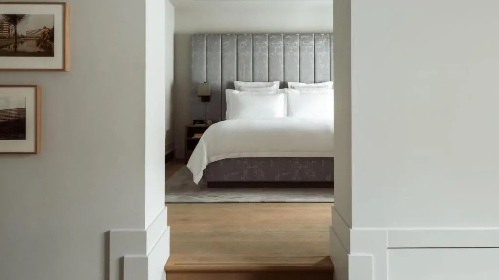 Grand Premier Room