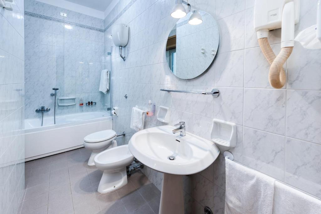 Koupelna v ubytování Hotel Barsotti