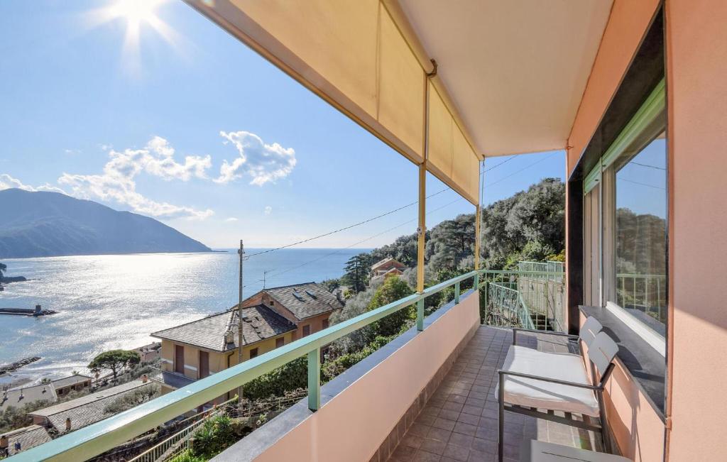 a balcony with a view of the water at Stunning Apartment In Recco With Wifi in Recco