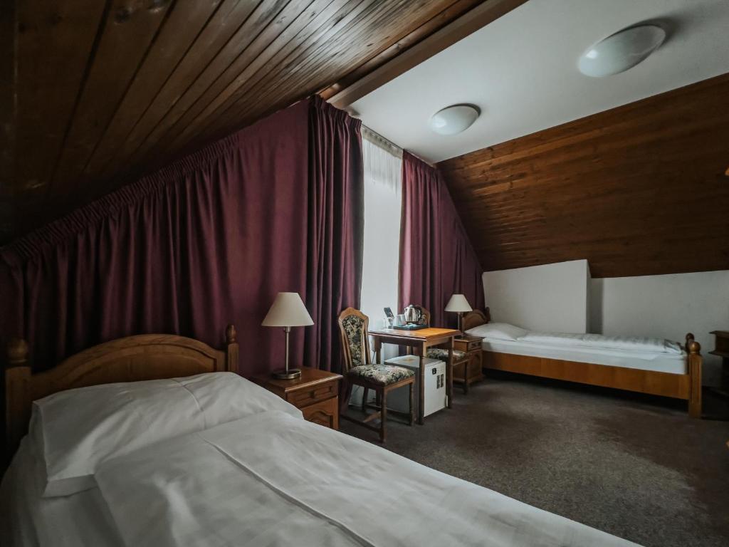 OREA Hotel Arigone Olomouc - Resim 9