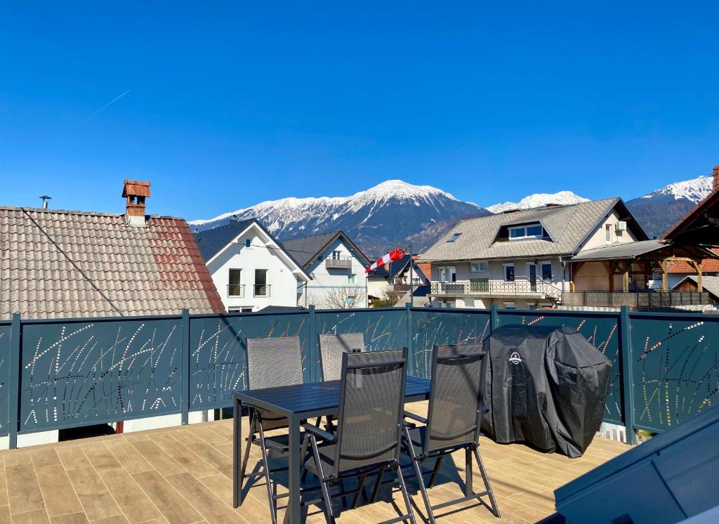 Nespecifikovaný výhled na hory nebo výhled na hory při pohledu z apartmánu