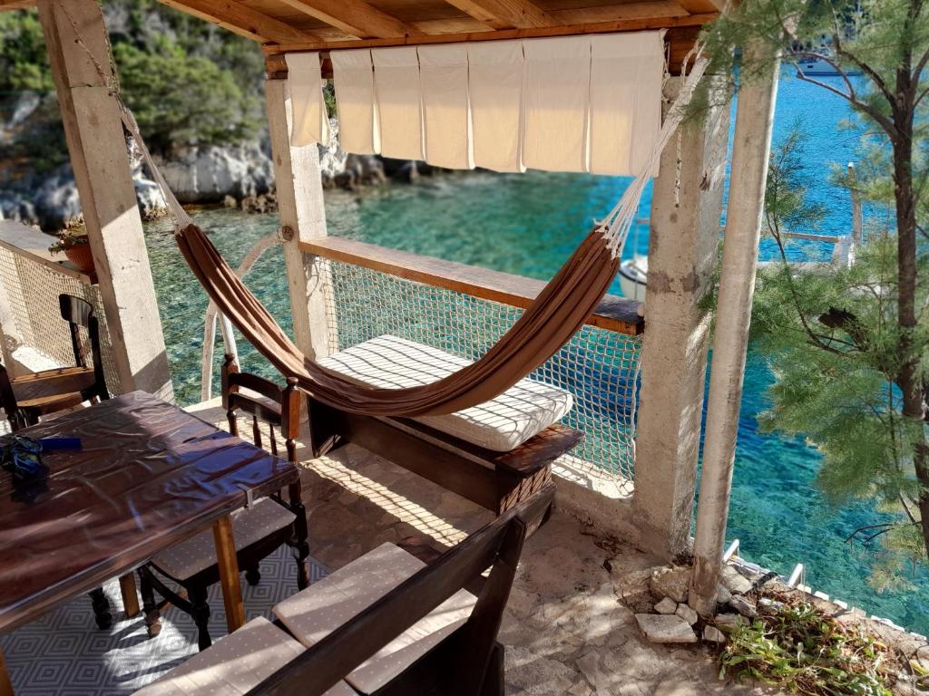 Bazén v ubytování Sea side house for two in a wilderness nebo v jeho okolí