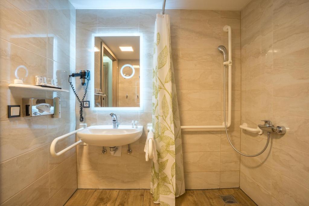 Best Western Plus Hotel Füssen - 13