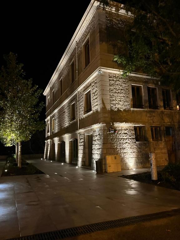 Budova, v ktorej sa vila nachádza