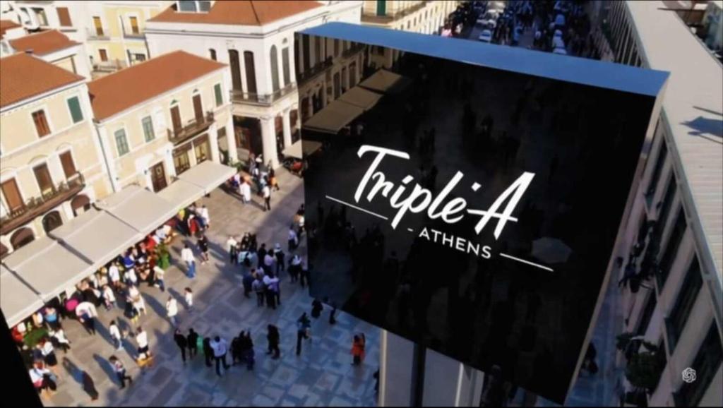 Triple A - Psiri Fruit Market Artistic Studios - FREE Parking - Resim 19