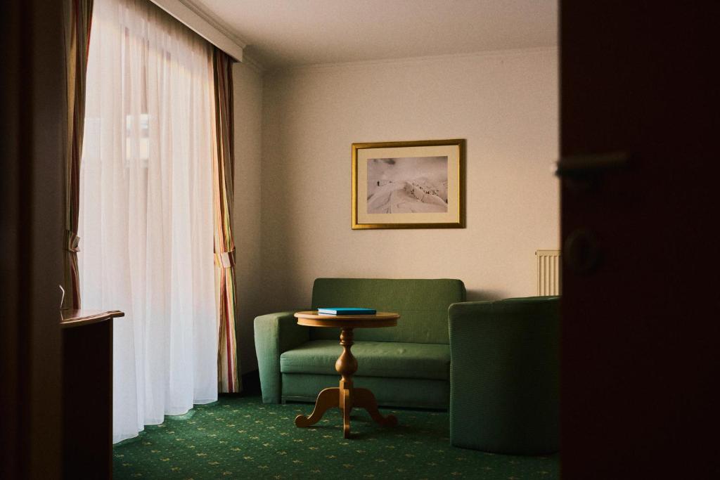 Posedenie v ubytovaní Hotel Martini Kaprun - including summercard