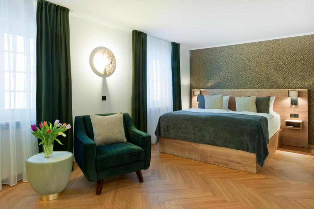 Atrium Hotel Amadeus - Deluxe Double Room