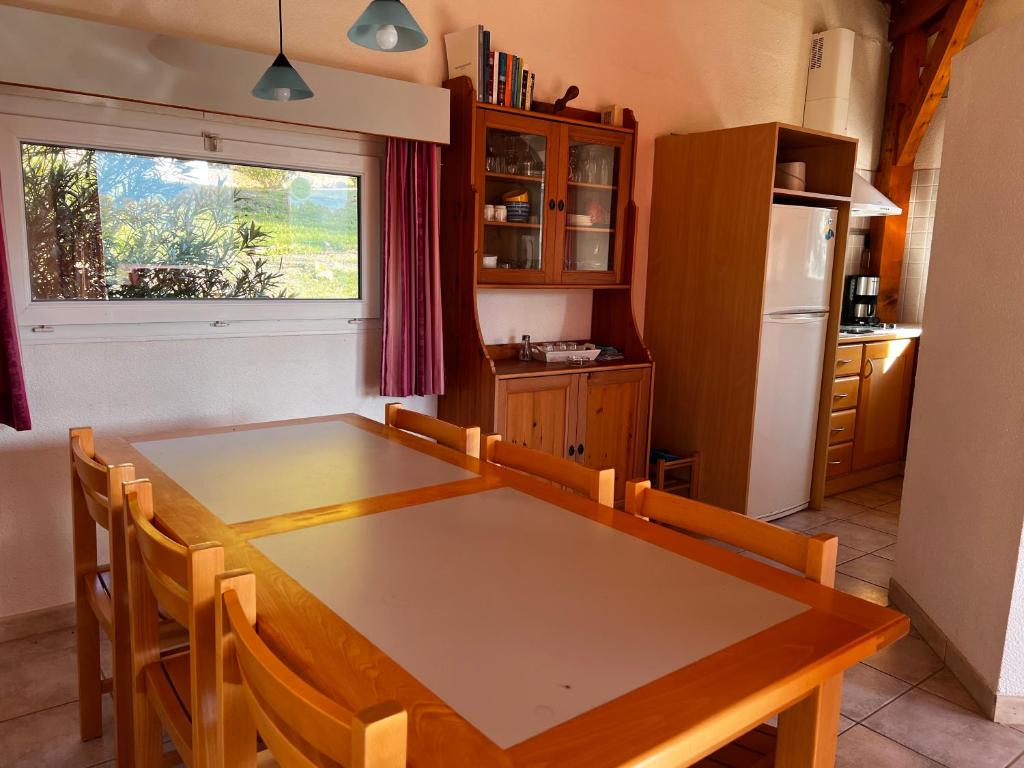 Kuchyň nebo kuchyňský kout v ubytování Domaine de l'Espinet