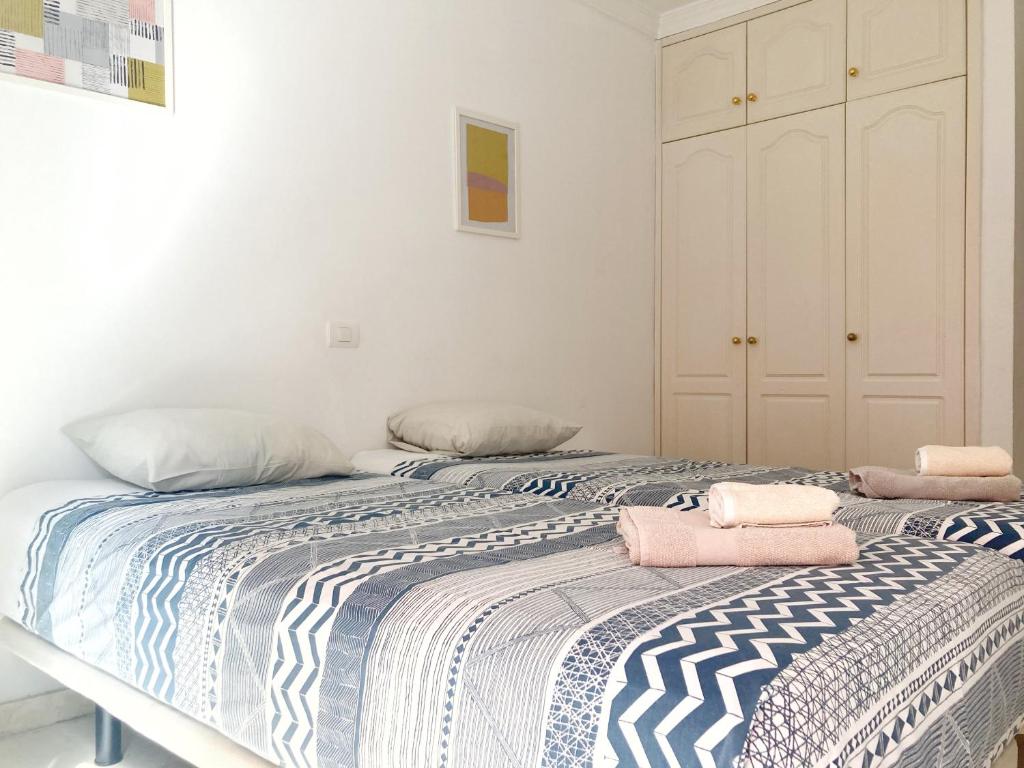 Postel nebo postele na pokoji v ubytování Sagasta Beach Apartment I by Canary365