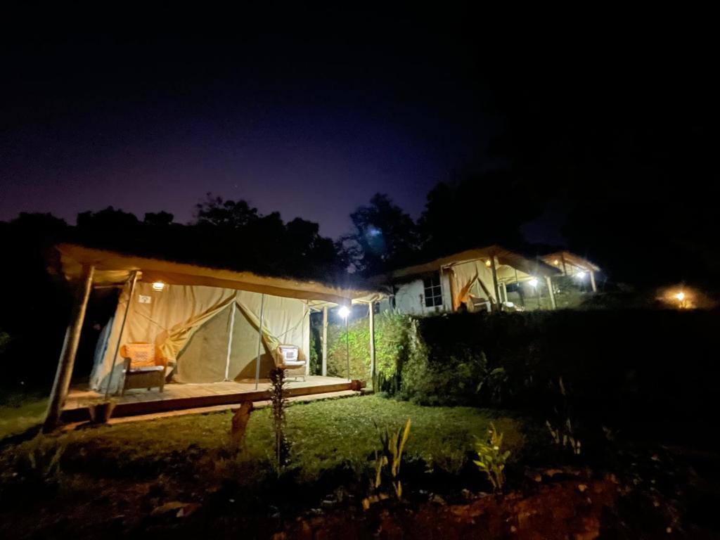Zahrada ubytování Annapurna Royal Camp
