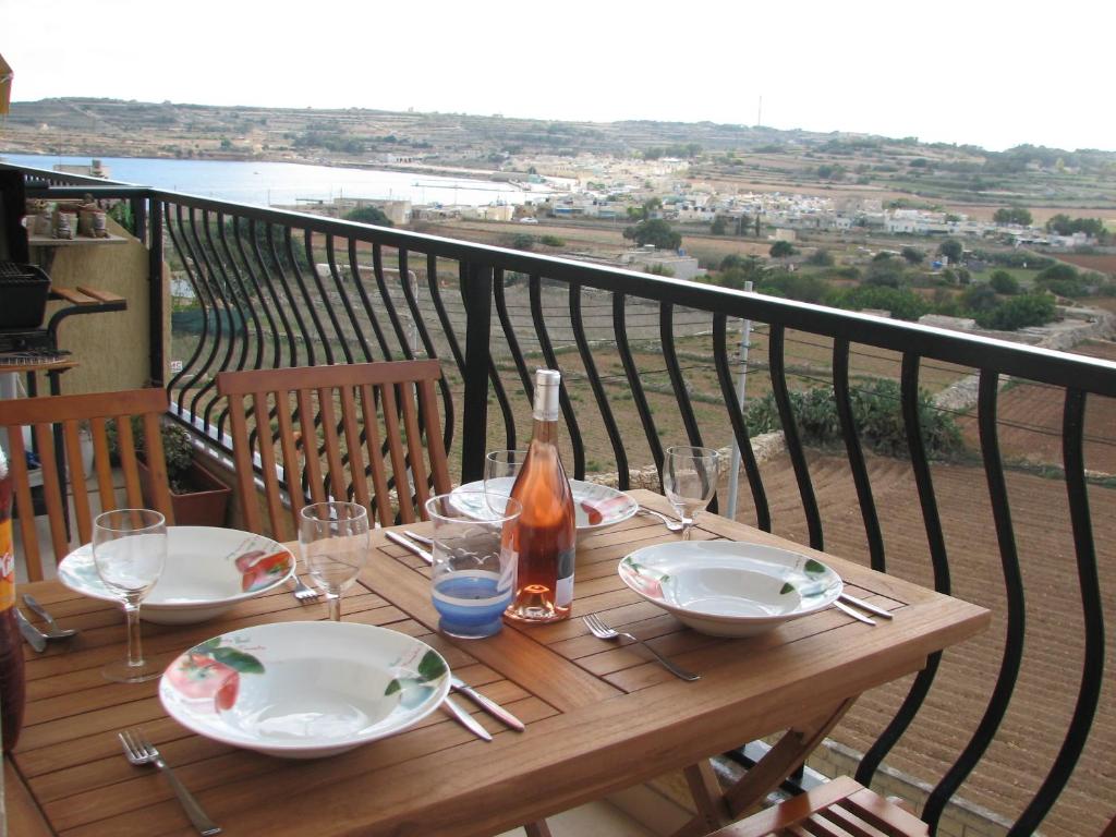 Balkón nebo terasa v ubytování SeaView Apartment in Saint Thomas Bay