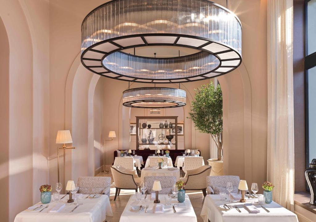 Restaurace v ubytování The Bristol Belgrade