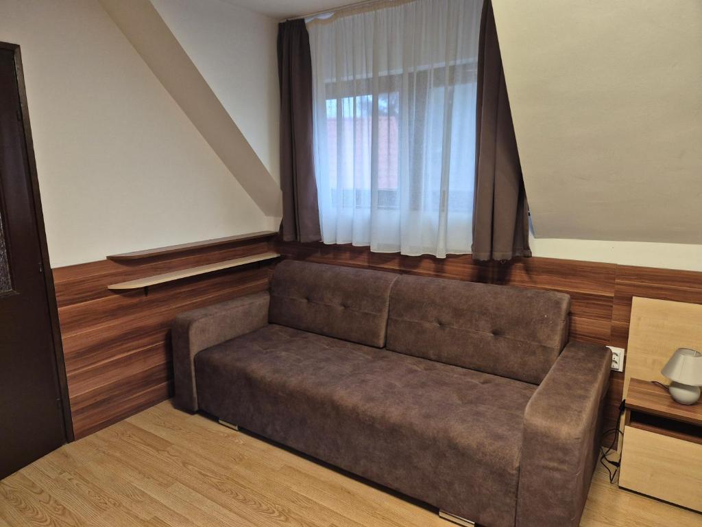 Część wypoczynkowa w obiekcie Crystal Sóstó Apartman