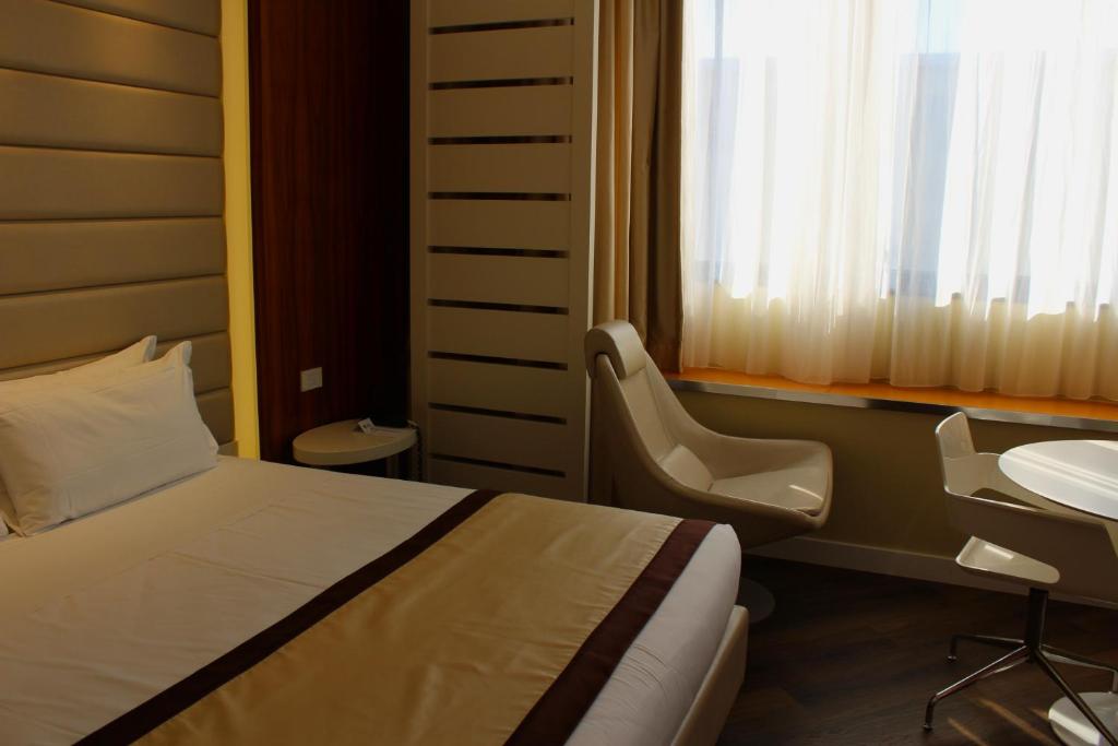 Posedenie v ubytovaní Best Western Mirage Hotel Fiera