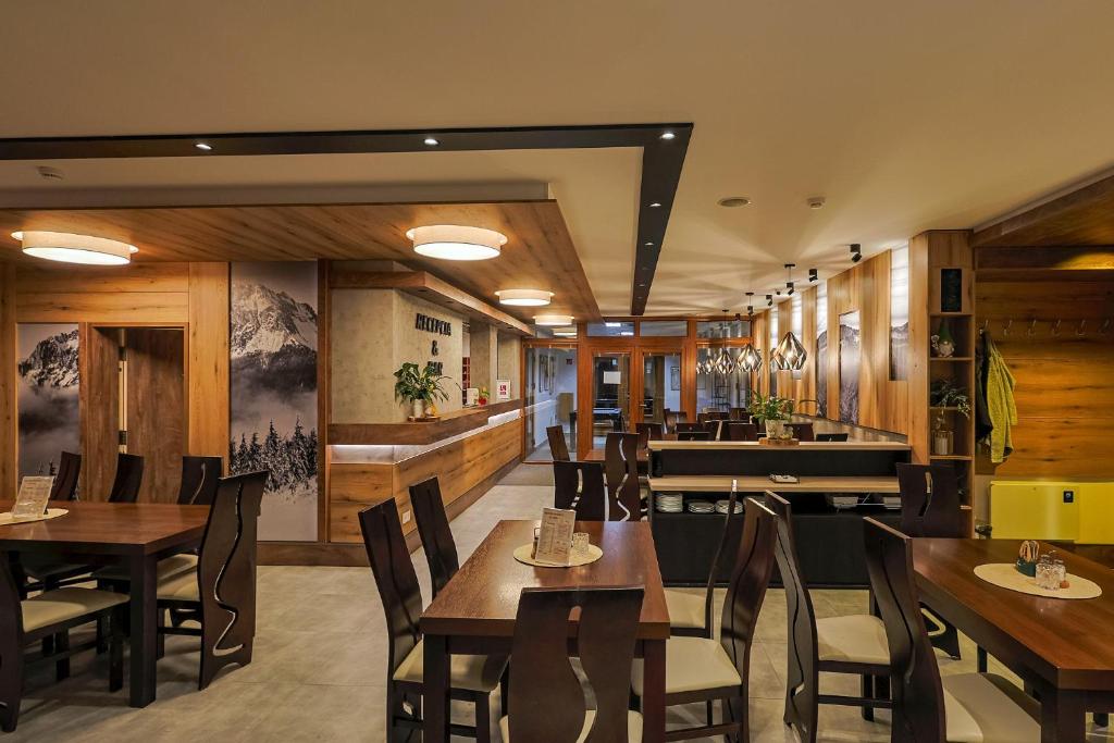 Restaurace v ubytování Apartmánový dom Fatrapark 1 s Wellness - Hlavná recepcia