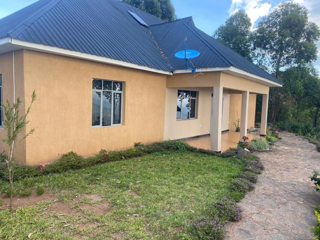 Κήπος έξω από το Usambara Sunsetview Lodge