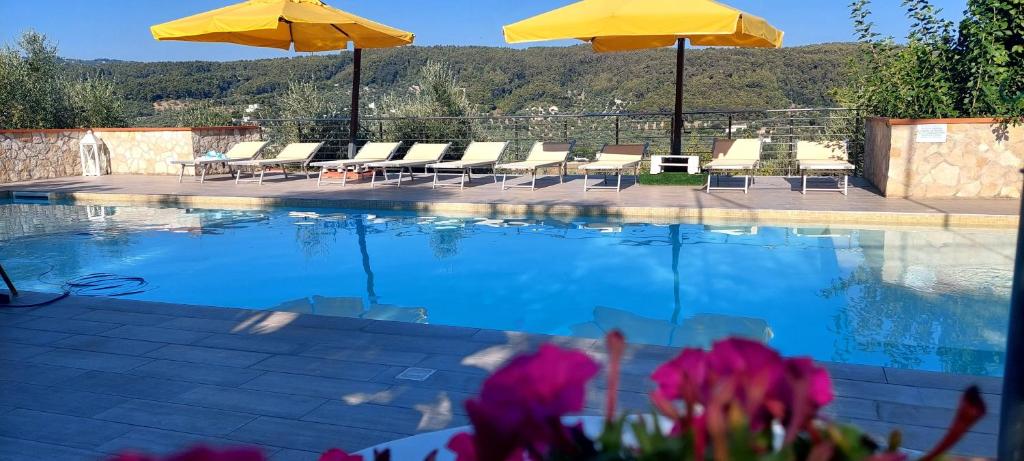 Bazén v ubytování Brandneue Wohnung In Villa Mit Schwimmbad nebo v jeho okolí