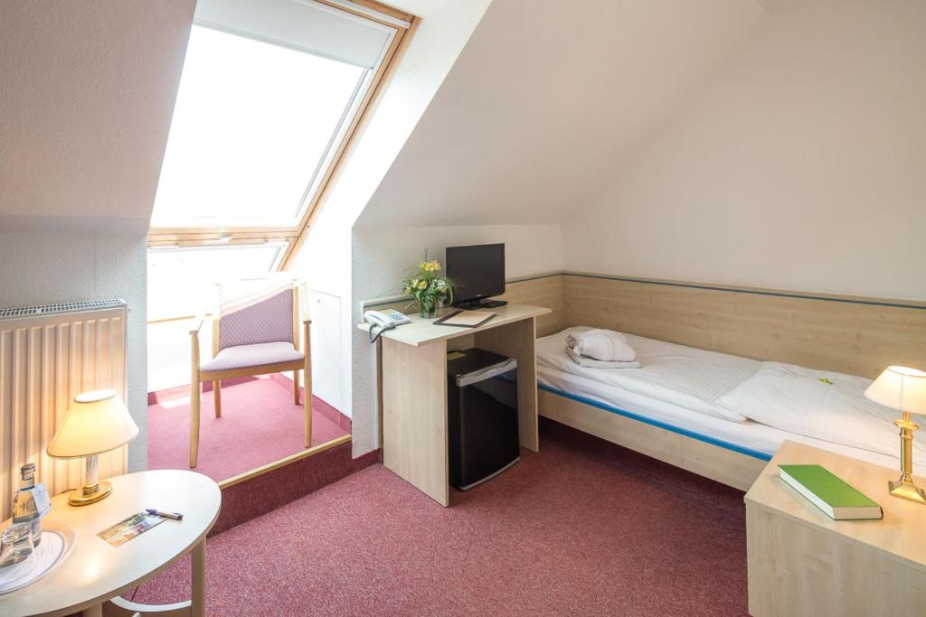 Seehotel Ichlim - Small Single Room
