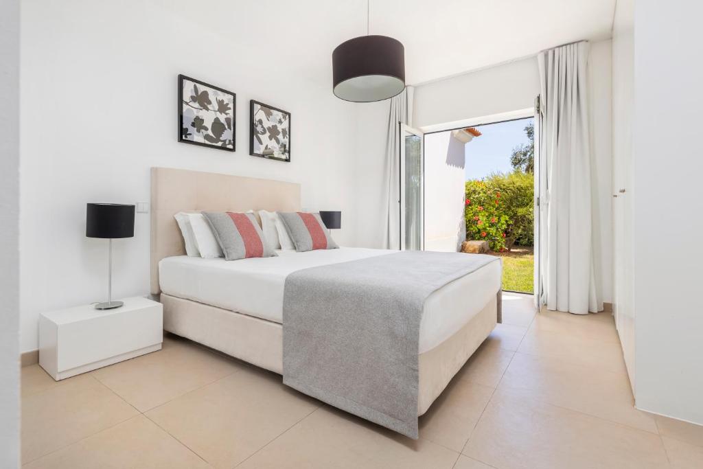 Eden Villas & Apartments - 1