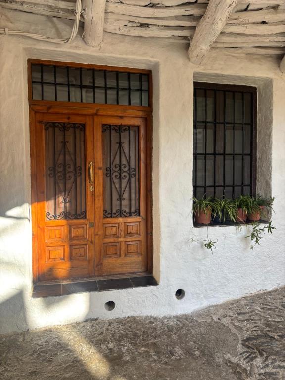 Η πρόσοψη ή η είσοδος του CASA M'GUIRE
