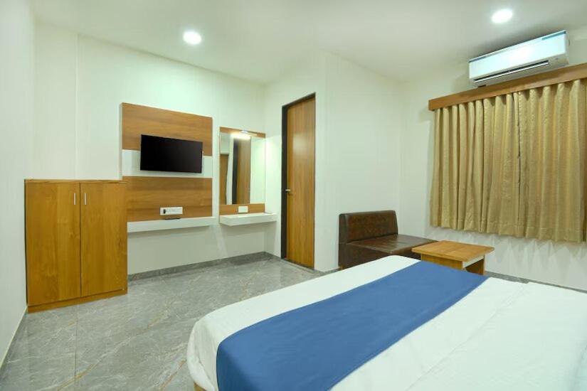 Postel nebo postele na pokoji v ubytování Hotel BN inn