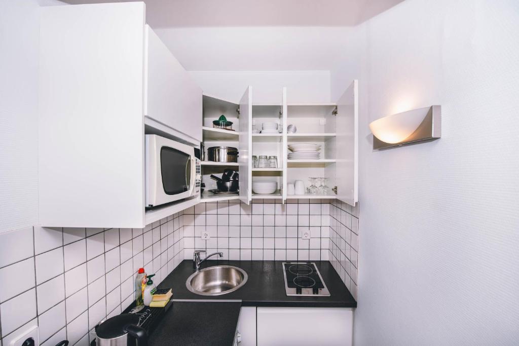 Modern Lux City Center Studio - Resim 27