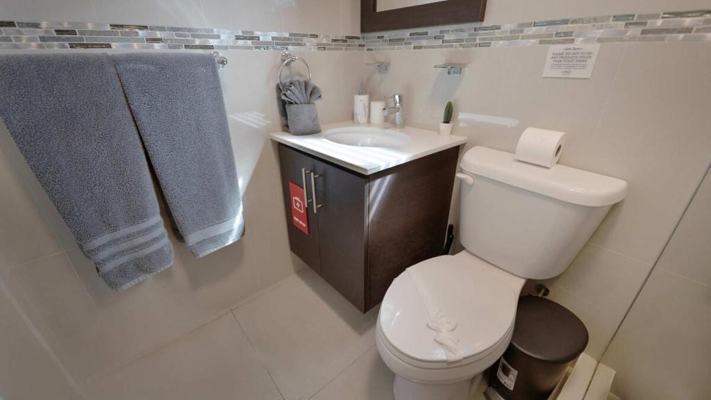 Koupelna v ubytování Aquaville Dorado Moderna Villa 2