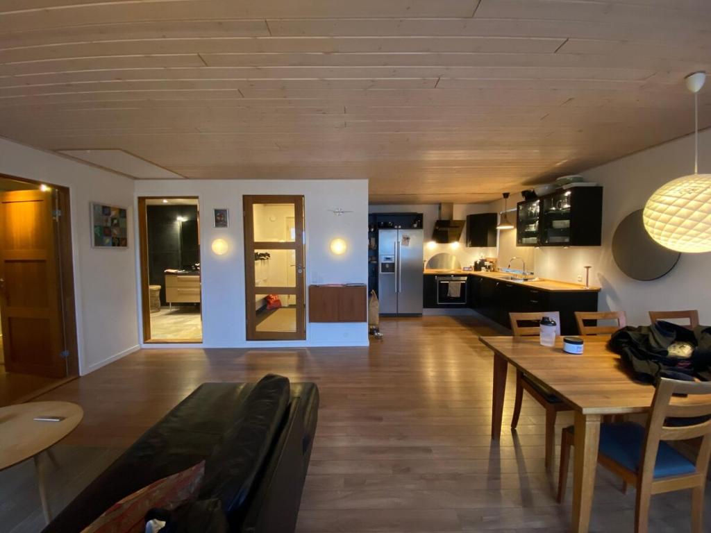 1-Bedroom Apartment In City Center