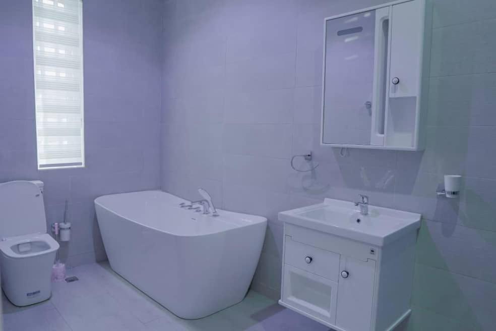 Koupelna v ubytování Page Homes