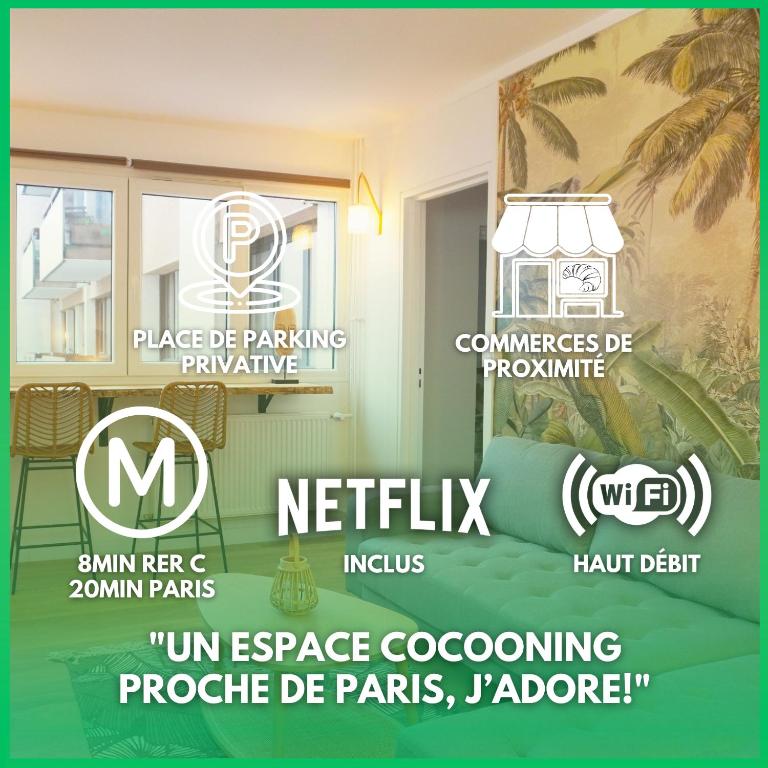 - un lit à baldaquin dans une chambre dans l'établissement Appartement cosy T3 - RER C 400m, à Choisy-le-Roi