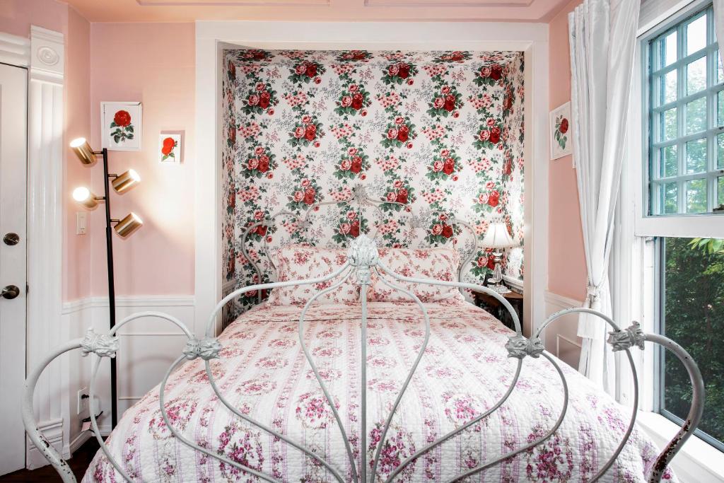 Bath Street Inn photo