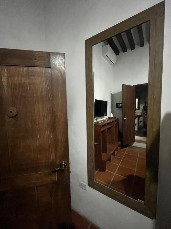 TV a/nebo společenská místnost v ubytování Hotel Casa Oratorio "Adults Only"